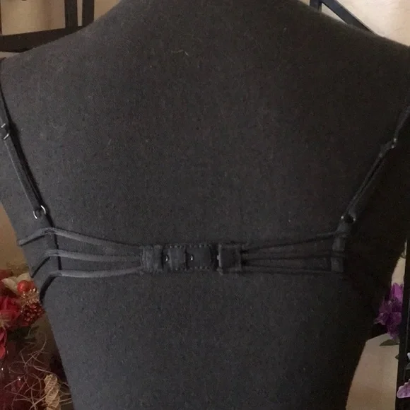 🔥SEXY🔥NWOT Frederick’s of Hollywood Lace One Piece 5 Garters Lingerie Intimates